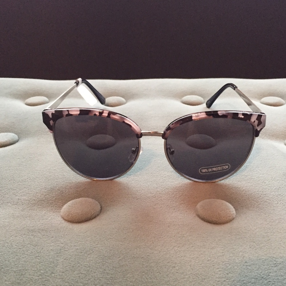 LOFT Animal print Cat-Eye Sunglasses